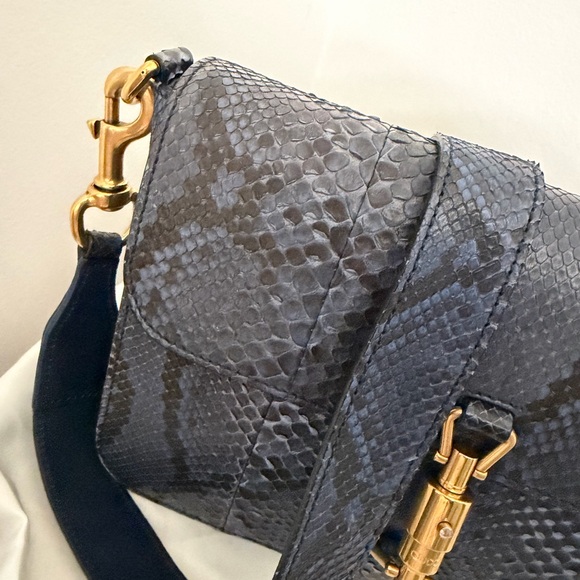 Gucci JACKIE PYTHON MEDIUM BAG - Picture 13 of 16